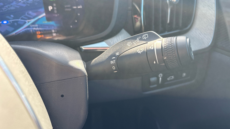 Volvo Xc60 2.0 T8 455 RC PHEV Inscription Pro 5dr AWD Auto Estate